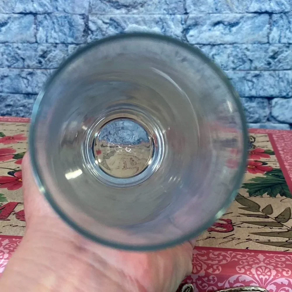 Tappered Glass Vase NWT 7.75 Inches High Society Circleware Made in Turkey